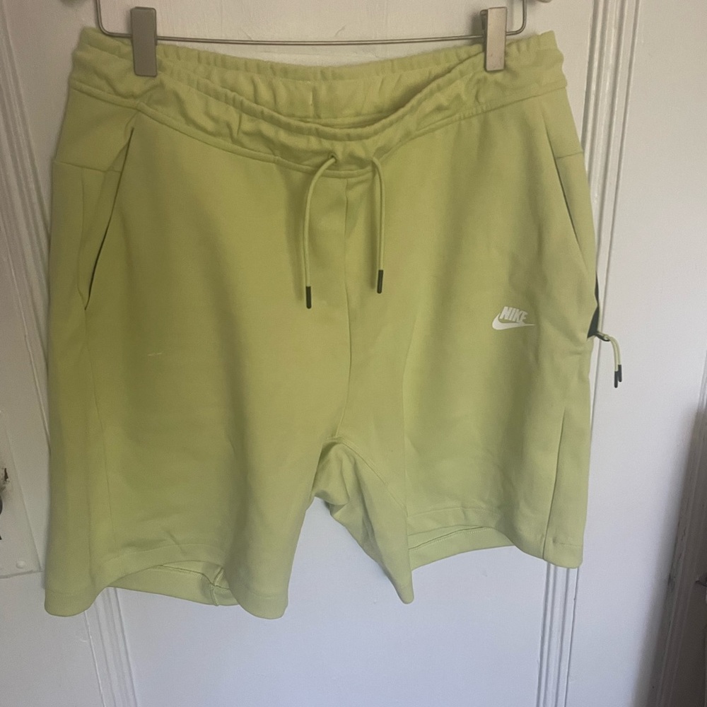 Nike Tech Shorts